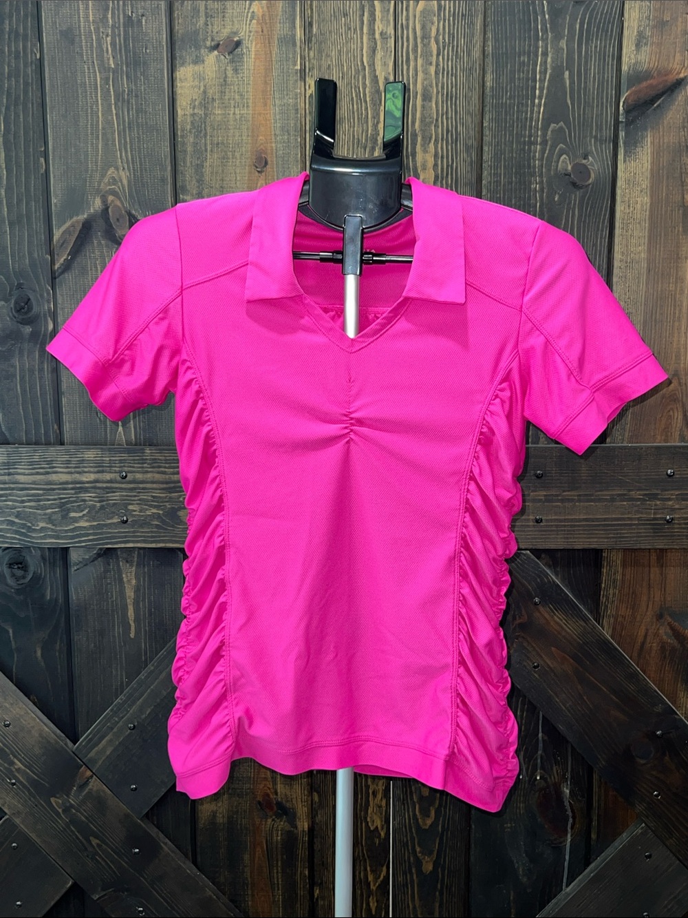 Athleta Birdie Golf Polo S Ruched Sides Magenta Stretch Collared Short Sleeves
